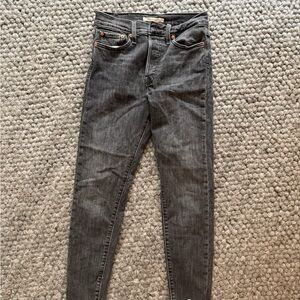 Levi Wedgie Skinny Grey Denim Jeans - Size 28